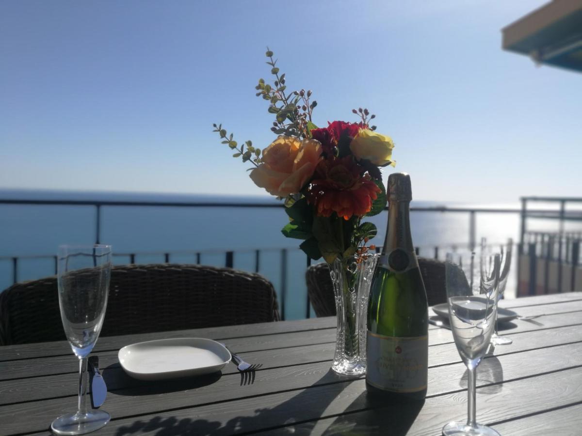 Olimpo - Fuengirola Beachfront Newly Renovated Apartment Zewnętrze zdjęcie